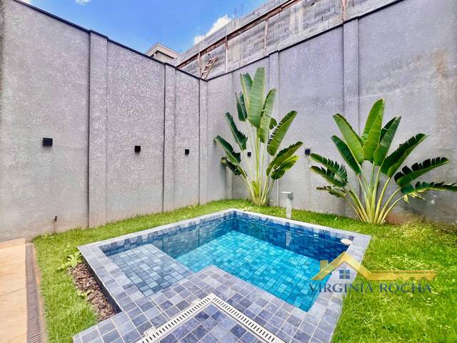 Casa para Venda em Santana de Parnaíba - 4