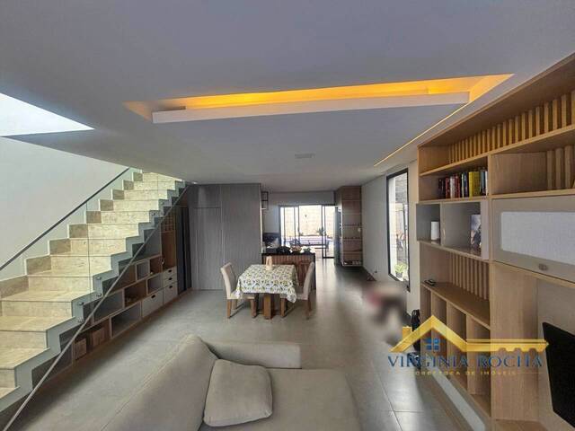 #CAVR38 - Casa para Venda em Cajamar - SP